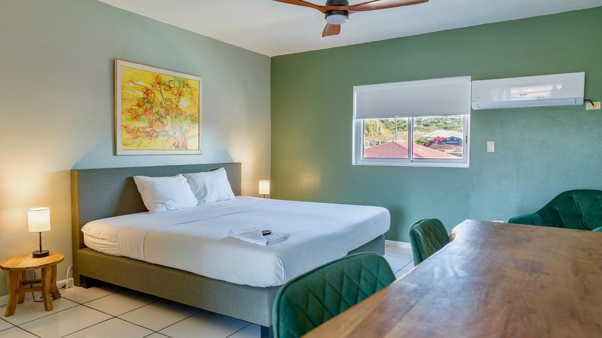 Talk Of The Town Inn & Suites - St Eustatius Oranjestad  Exteriér fotografie
